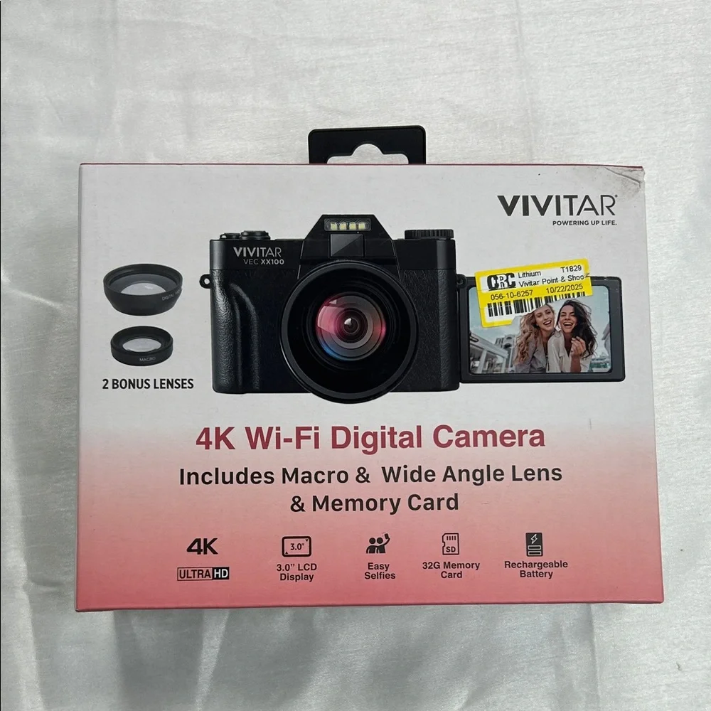 Black 4K Wi-Fi Digital Camera with Lenses